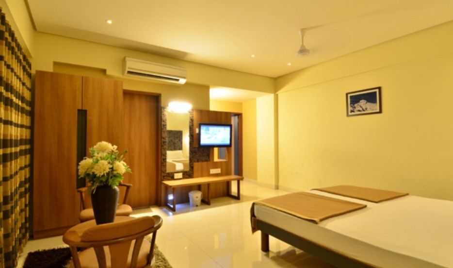 Hotel Tiranga Residency 浦那 外观 照片